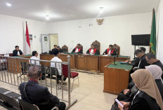 Sidang Kasus APAR Karhutla Muratara, Majelis Hakim Tolak Eksepsi Kedua Terdakwa  