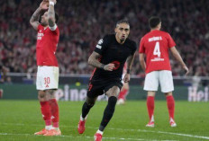 Main 10 Orang, Barcelona Bungkam Benfica di Kandang!