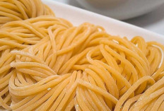 Mie Telor, Hidangan Serbaguna yang Jadi Favorit di Meja Makan Indonesia
