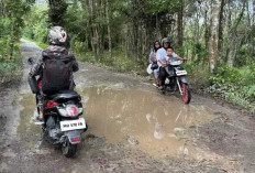 Jalan ke Talang Aman Batukuning OKU Rusak Parah