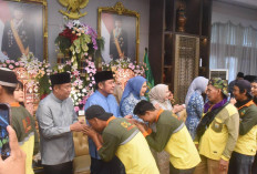 Lebaran Penuh Kehangatan, Open House Gubernur & Wagub Sumsel Diserbu Warga