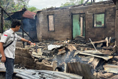 Rumah Pengusaha Keripik Ludes Terbakar