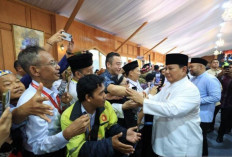 Momen Hangat Warga Bertemu Presiden