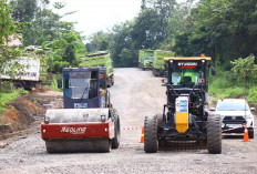 Gubernur Herman Deru Resmikan Dua Proyek Vital Jalan Khusus Batubara di Lahat