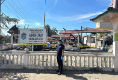 Polisi dan Tim Inafis Selidiki Penyebab Kebakaran Kantor Lurah Tanjung Raja Utara