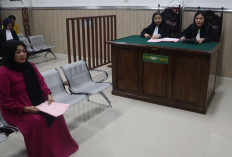 Bidan Zainab Didakwa JPU Melanggar Undang-Undang Kesehatan 