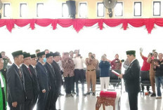 Bupati Edison Rotasi 6 Pejabat