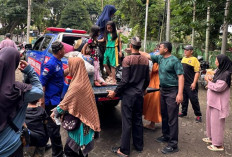 Banjir Surut, Pengungsi Berangsur Pulang dan Diberi Paket Sembako