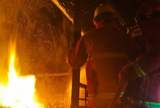 Rumah Pangung Ludes Terbakar