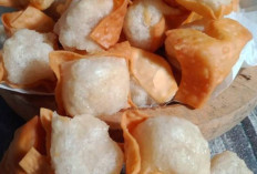 Bakso Mini Kering Bertoping Seblak, Jajanan Kekinian yang Bikin Lidah Bergoyang