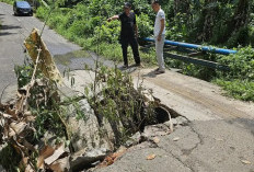 Jalan Anak Petai Amblas, Pj Wako Prabumulih Ingatkan Masyarakat Waspada