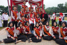 PMR Jadi Garda Terdepan Kemanusiaan, Peringatan HUT ke-76 Dimeriahkan Simulasi P3K di SMAN 13 Palembang