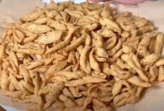Kue Bawang: Camilan Gurih Legendaris yang Tetap Eksis di Tengah Gempuran Snack Modern