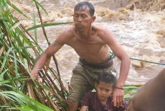 Asyik Mandi, 3 Bocah Hanyut Disapu Banjir Bandang : 2 Selamat, 1 Meninggal !