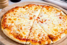 Resep Pizza Empuk ala Rumahan, Lembut di Dalam dan Tetap Renyah di Pinggir