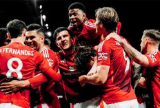 Setan Merah Cetak All English Final 