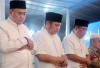 Awali Safari Ramadhan 1446 H, Gubernur Herman Deru dan Wagub Cik Ujang Sholat Isya dan Tarawih Berjamaah 