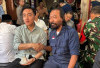 Bertemu di Warung Kopi