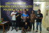 Gasak Rumah Tetangga, Pria Dilimbang Jaya Ini Ditangkap Polisi Saat Bersembunyi di Rumah Bibinya