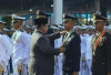 Sematkan Tanda Pangkat ke-8 Penerima Adhi Makayasa