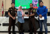 Kejari Muara Enim Kembali Terima Pengembalian Uang Kasus Korupsi Proyek Siring