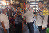 Kapolsek Lempuing Jaya Terima Serahan Senpira dari Masyarakat
