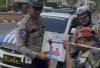 Polisi Humanis Satlantas Prabumulih Salurkan Bansos Demi Jalin Kedekatan dengan Warga