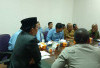 Warga Ancam Tutup Akses Jalan Operasional PT MHP
