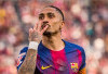 Hattrick Raphinha Bawa Barcelona Libas Sevilla