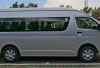 Kelebihan dan Kekurangan Toyota Hiace 2025 : Andalan Travel Antar Kota dengan Kabin Luas dan Mesin Tangguh !